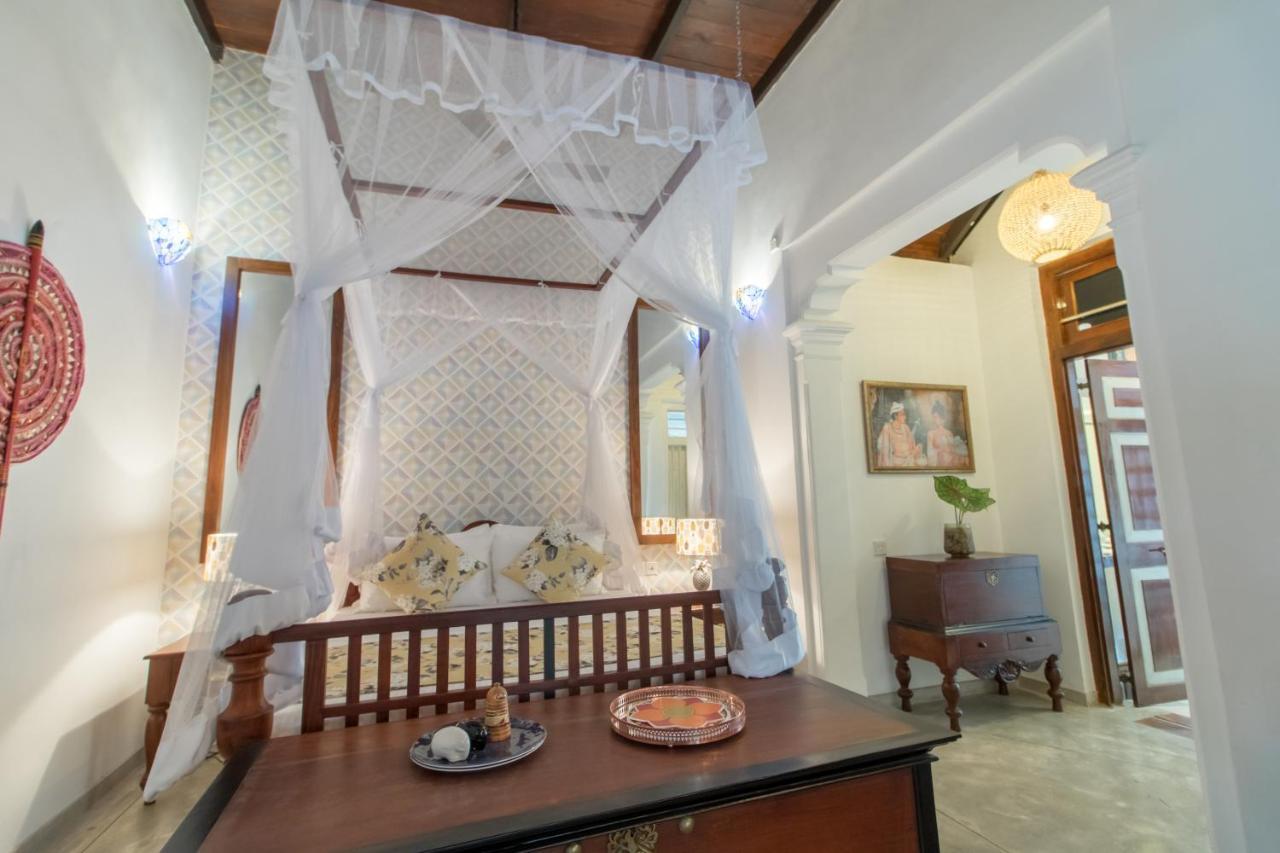 The Pineapple Villa Gampaha Exteriör bild